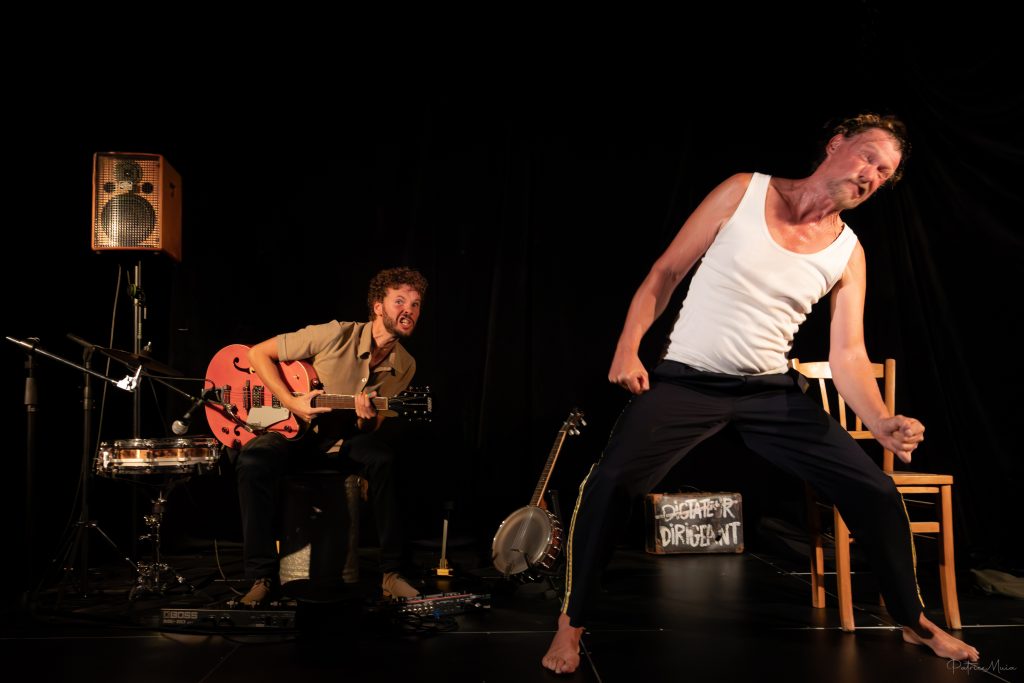 DESSOUS DE SCENE UNION SAUVAGE SPECTACLE TOUT PUBLIC