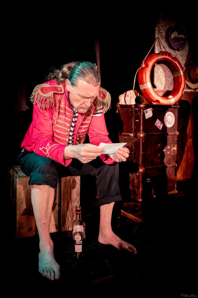 DESSOUS DE SCENE BATAILLE NAVALE JEAN MICHEL RIBES SPECTACLE TOUT PUBLIC